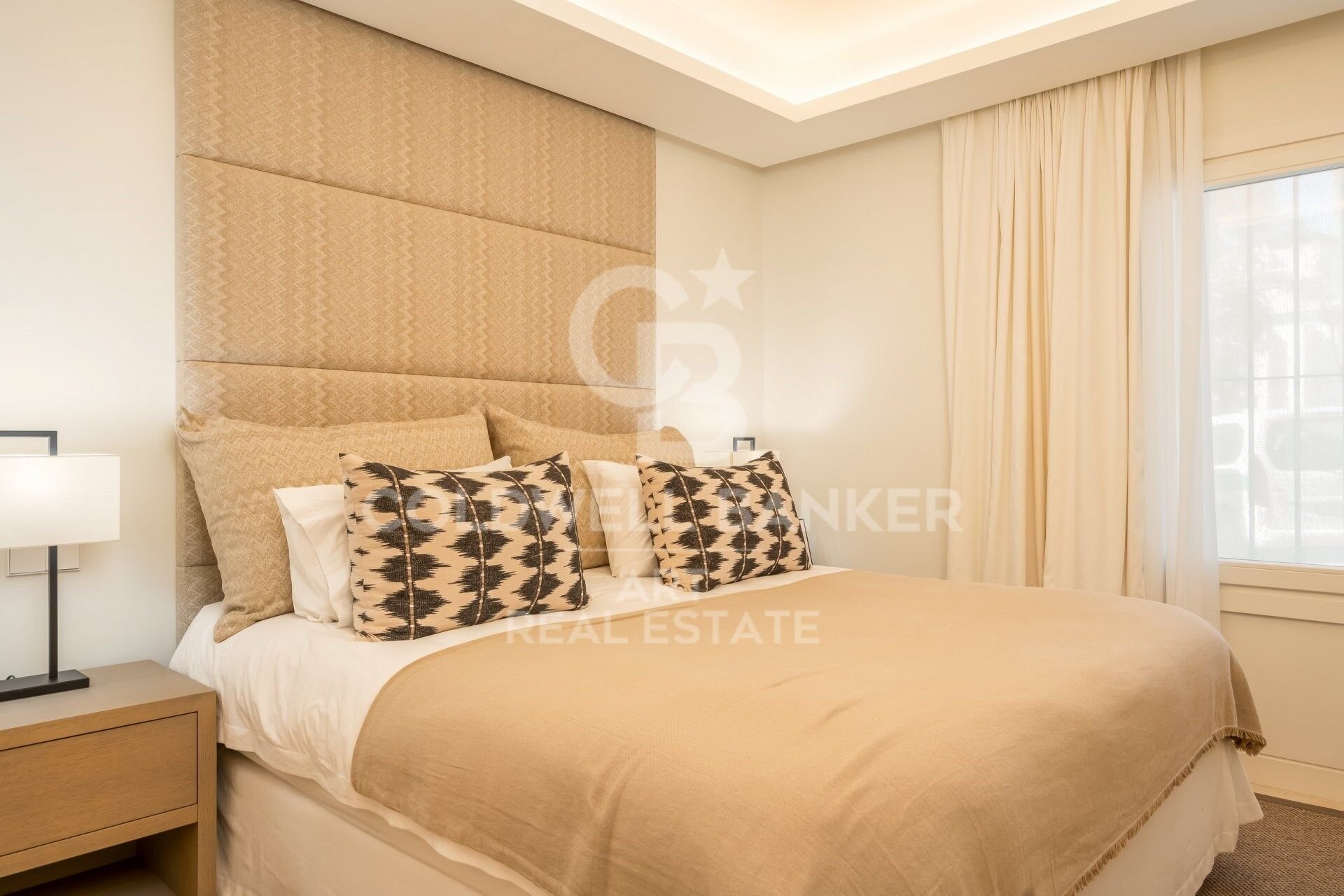 Apartamento en Marbella, Málaga, España 3 dormitorios, 137 m2 No. 157304