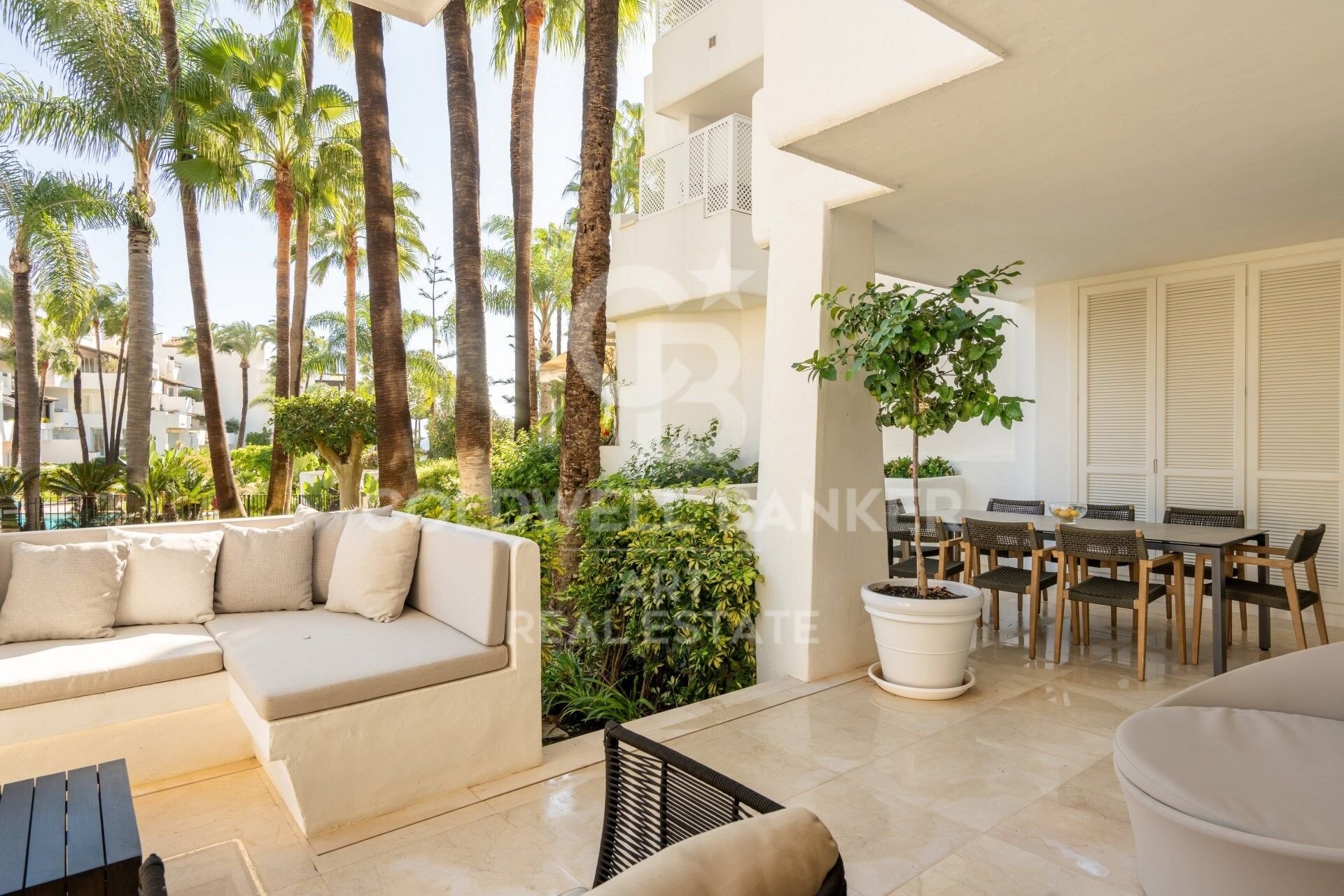 Apartamento en Marbella, Málaga, España 3 dormitorios, 137 m2 No. 157304
