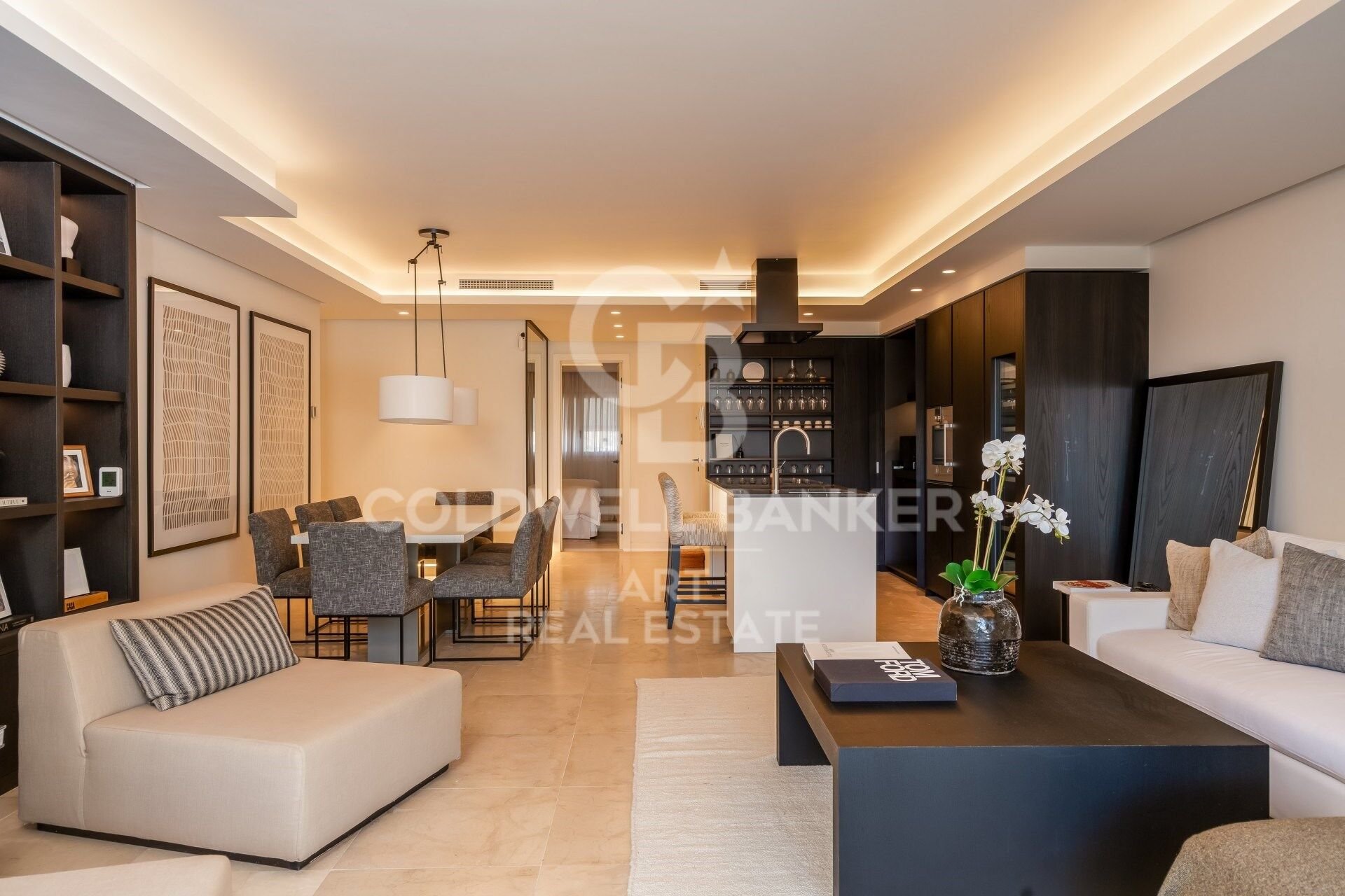 Apartamento en Marbella, Málaga, España 3 dormitorios, 137 m2 No. 157304