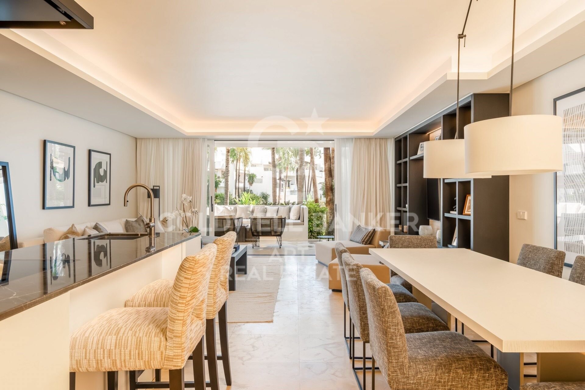 Apartamento en Marbella, Málaga, España 3 dormitorios, 137 m2 No. 157304