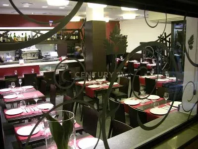Café/restaurang i Montornes Del Valles, Barcelona, Spanien 120 kvm. Nr. 167050