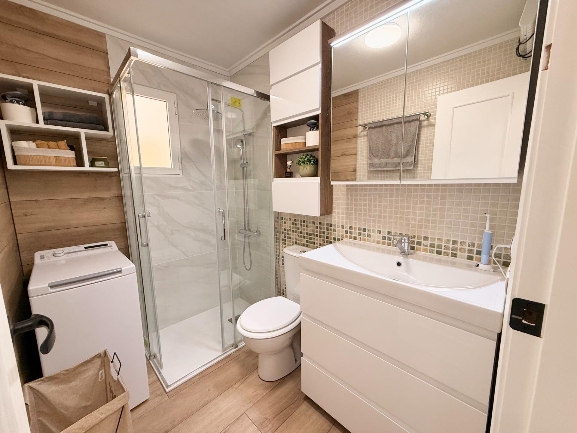 Appartamento a Torrevieja, Alicante, Spagna 2 camere da letto, 65 mq. N° 193803