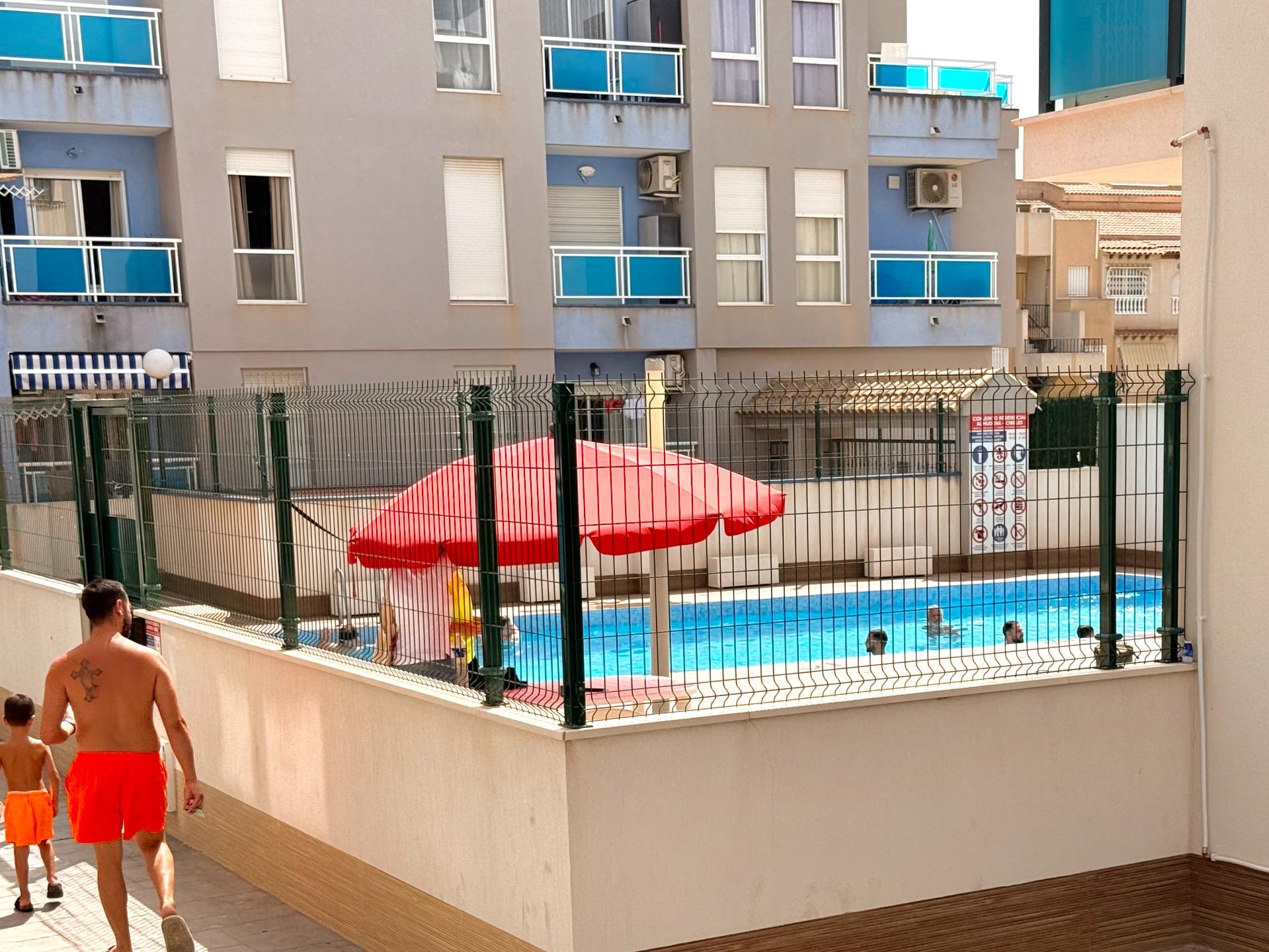 Appartamento a Torrevieja, Alicante, Spagna 2 camere da letto, 65 mq. N° 193803