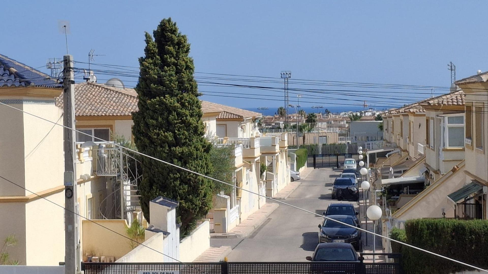 Kaupunkipientalo Playa Flamenca II, Alicante, Espanja 3 makuuhuonetta, 63 m2 No. 193804