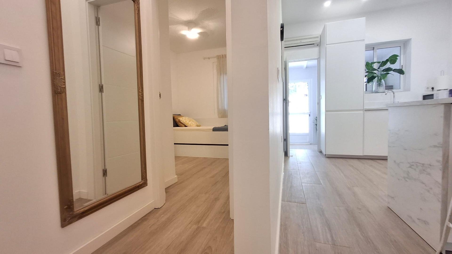 Kaupunkipientalo Playa Flamenca II, Alicante, Espanja 3 makuuhuonetta, 63 m2 No. 193804
