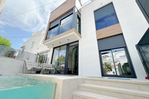 Townhouse in Torrevieja, Alicante, Spanien 3 Schlafzimmer, 180 m2 Nr. 193805