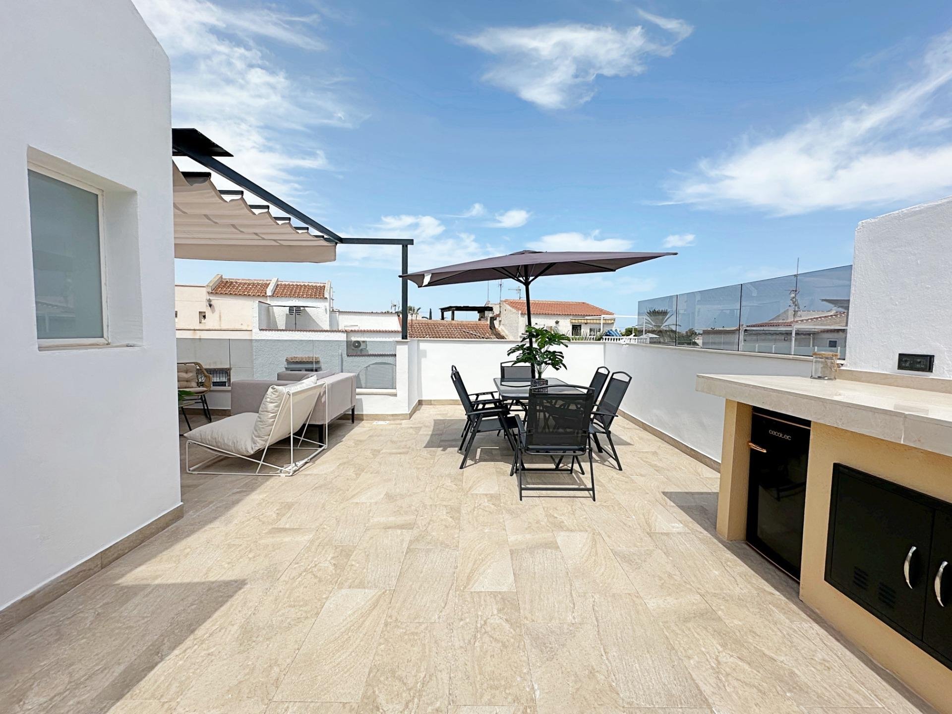 Kaupunkipientalo Torrevieja, Alicante, Espanja 3 makuuhuonetta, 180 m2 No. 193805