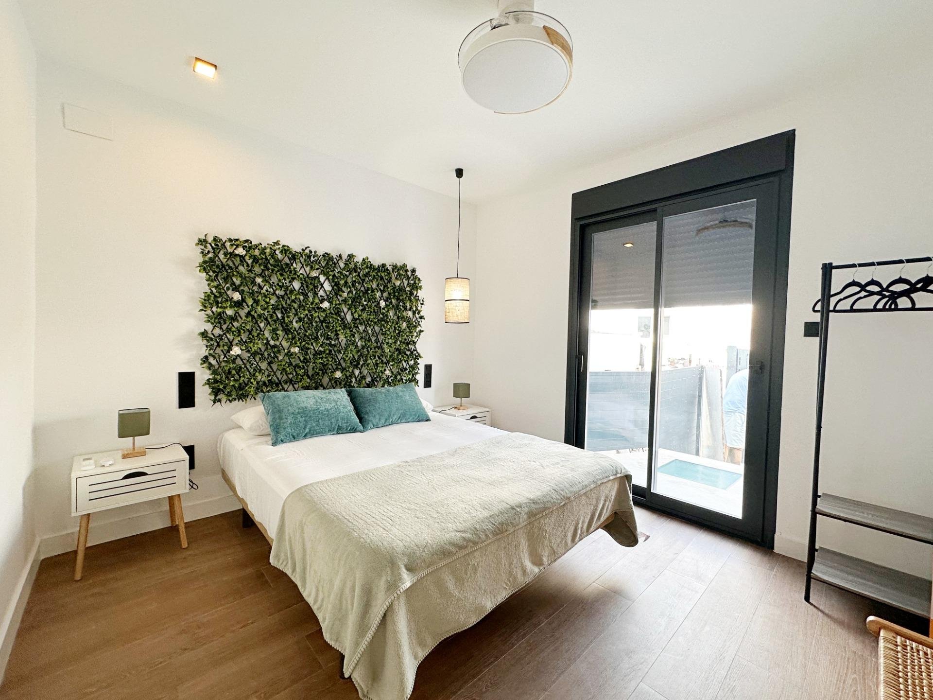 Kaupunkipientalo Torrevieja, Alicante, Espanja 3 makuuhuonetta, 180 m2 No. 193805
