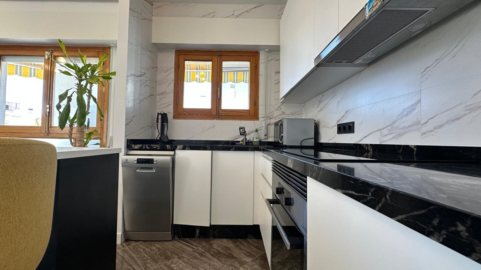 Dzīvoklis Torrevieja, Alicante, Spānijā 2 istabas, 119 m2 Nr. 161491