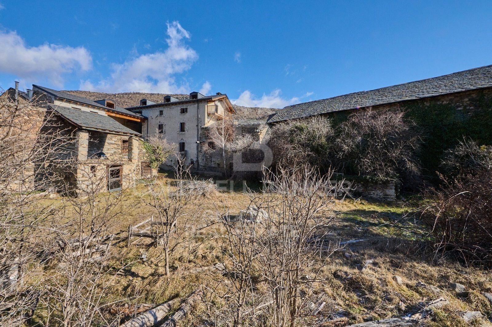 House in Spain 1 bedroom, 1300 sq.m. No. 160101