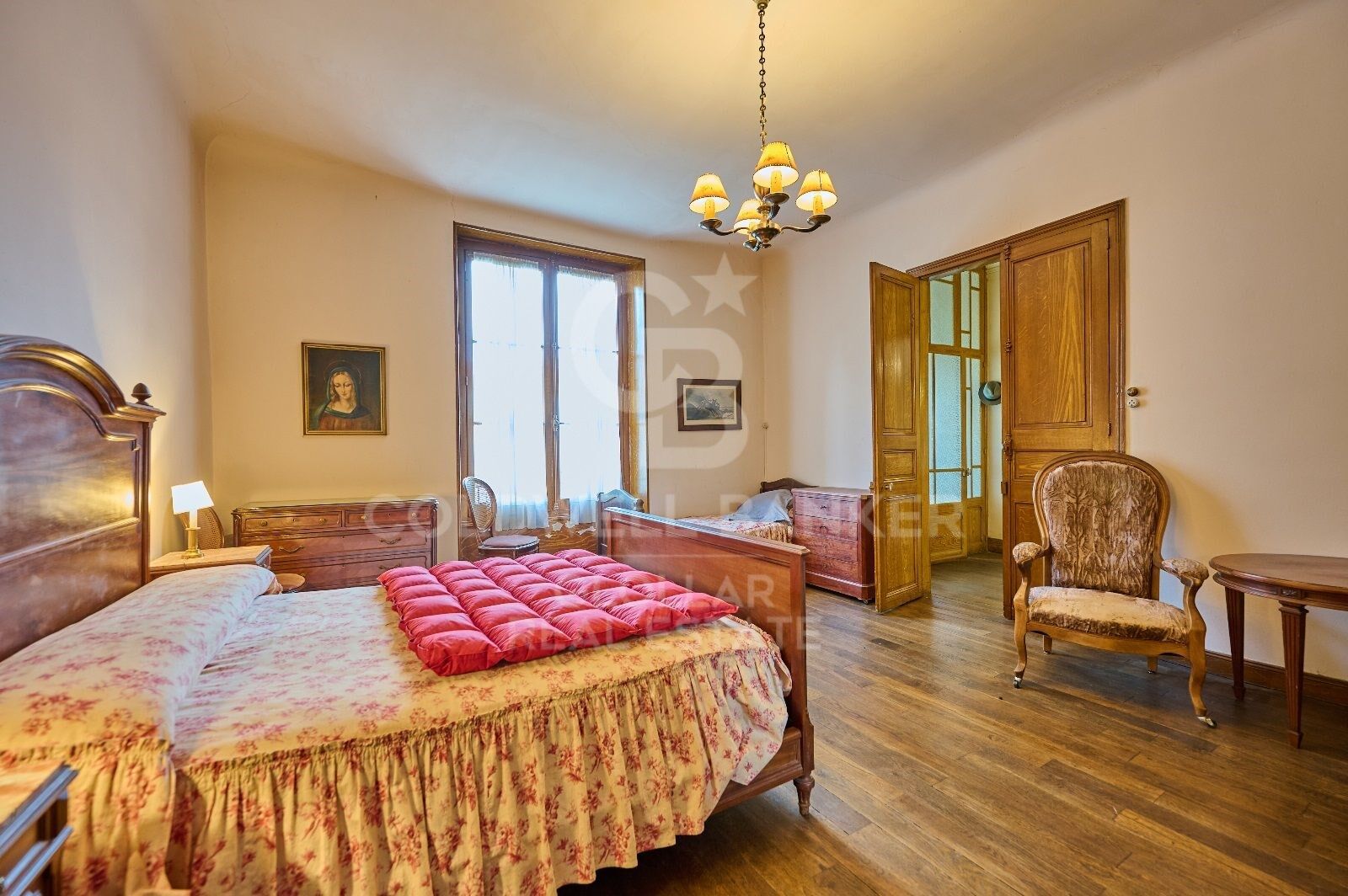 Māja Spānijā 9 istabas, 580 m2 Nr. 160102