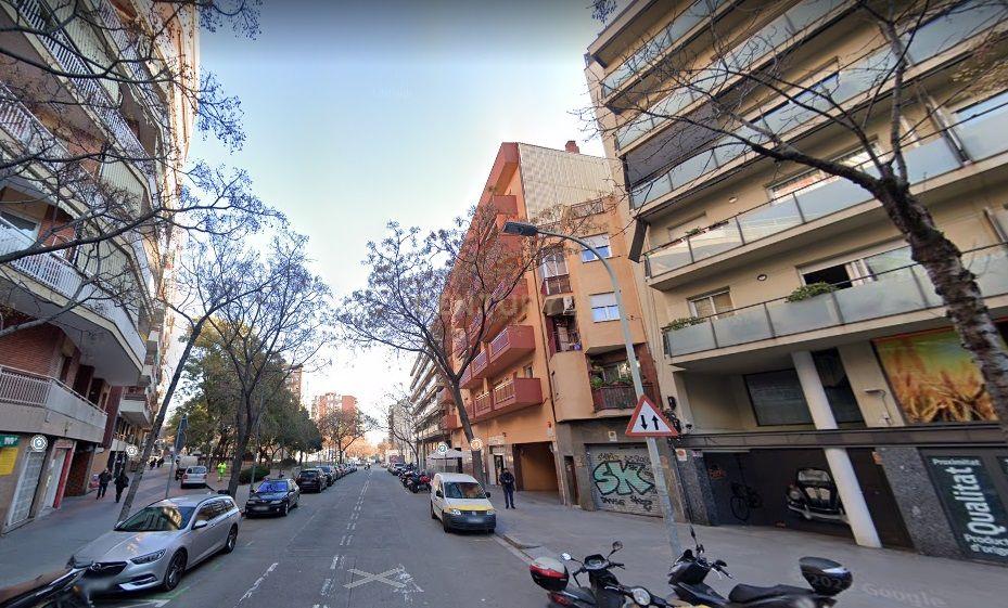 Garage à Barcelona, Espagne 9 m2 No. 186686