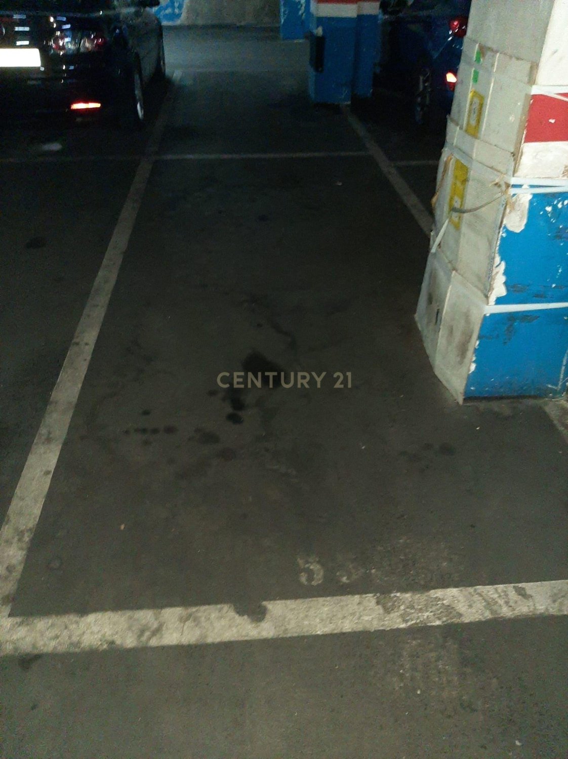 Garage à Barcelona, Espagne 9 m2 No. 186686
