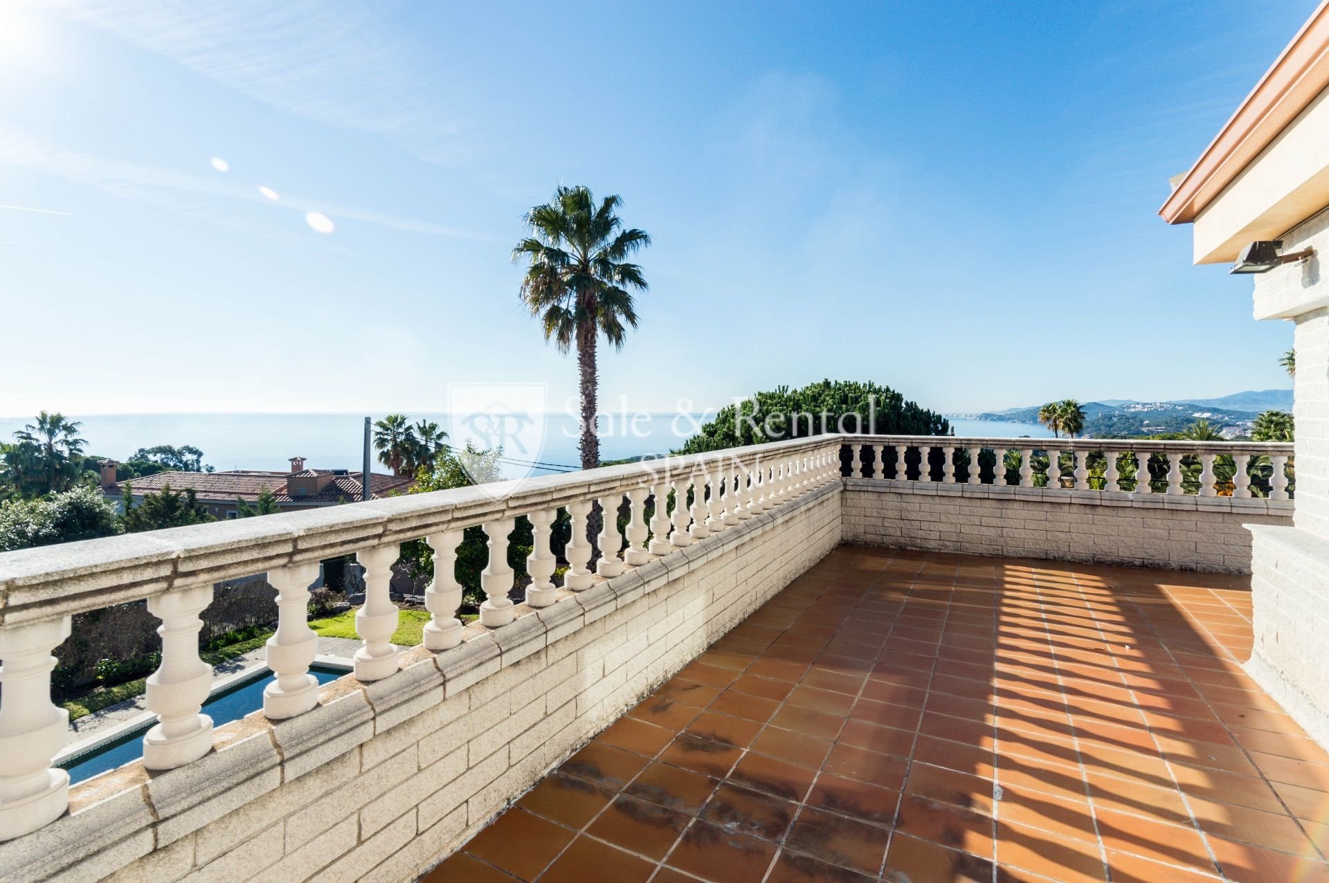 Hus i Lloret de Mar, Girona, Spanien 7 sovrum, 259 kvm. Nr. 166468