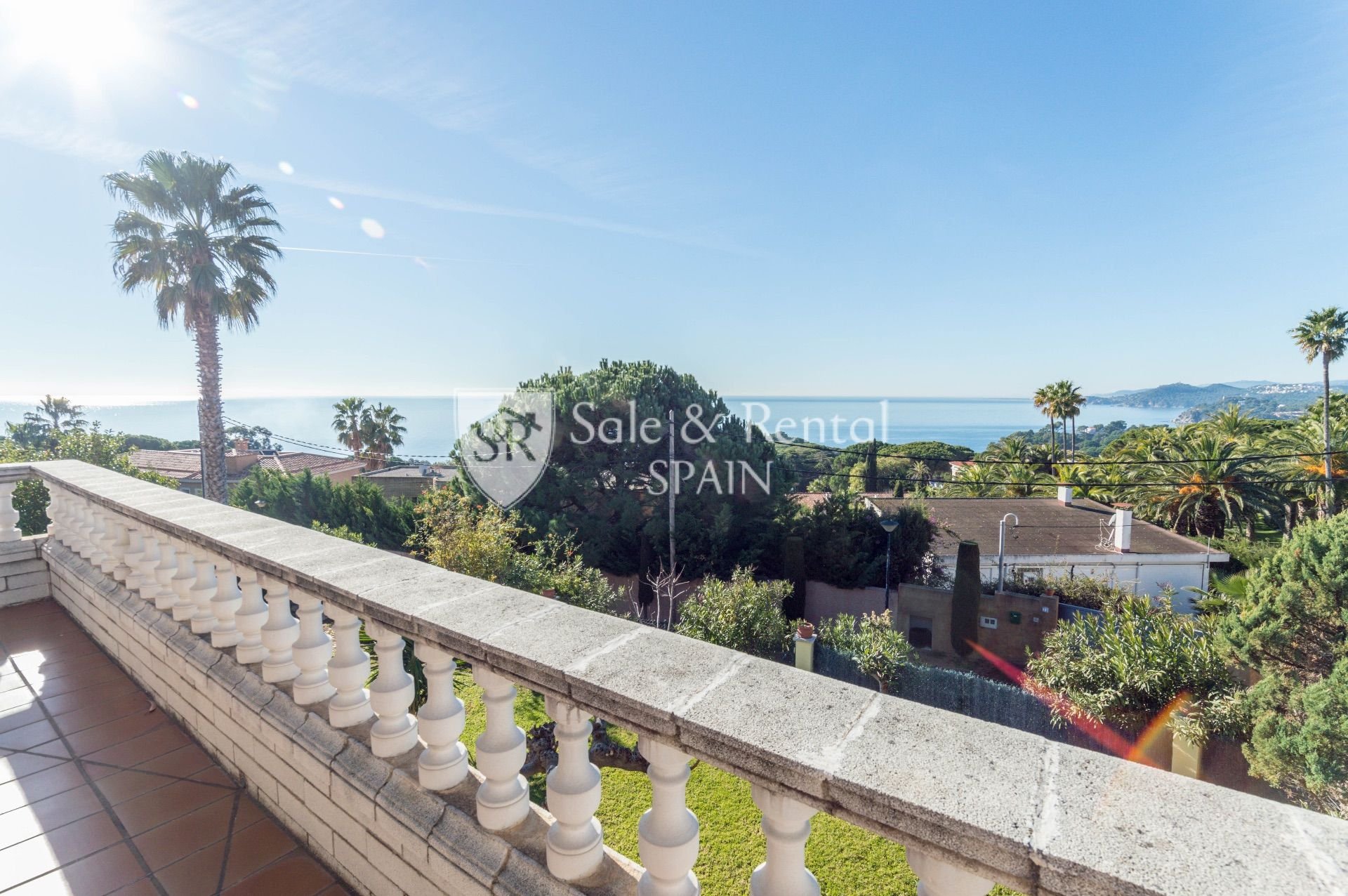 Hus i Lloret de Mar, Girona, Spanien 7 sovrum, 259 kvm. Nr. 166468