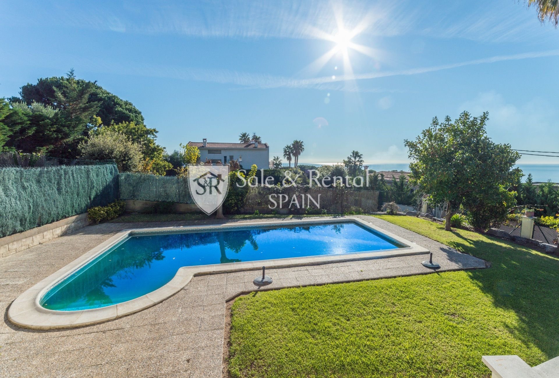 Hus i Lloret de Mar, Girona, Spanien 7 sovrum, 259 kvm. Nr. 166468