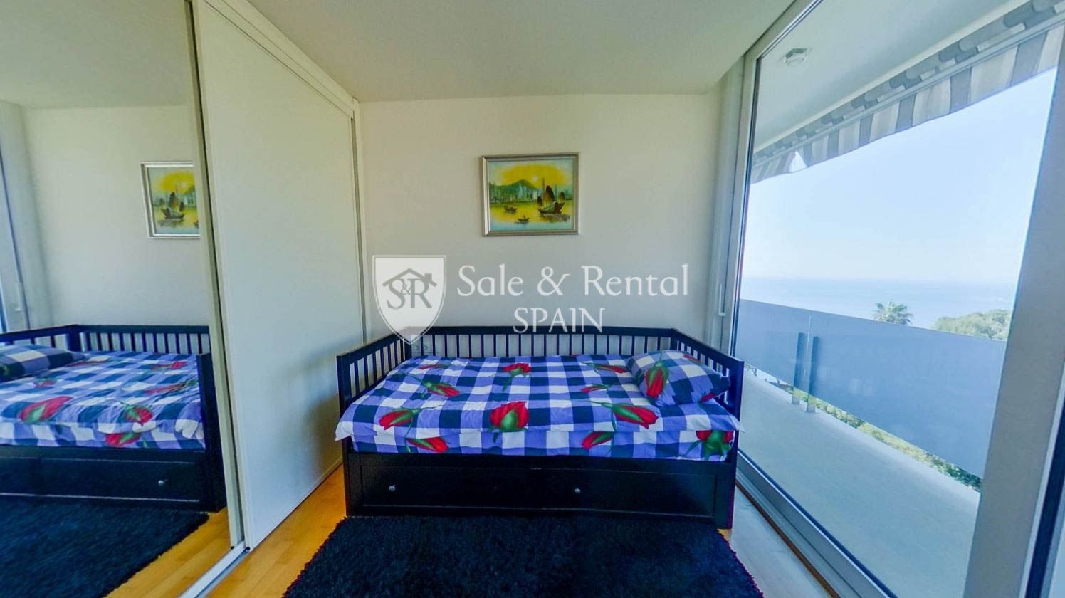 Talo Lloret de Mar, Girona, Espanja 4 makuuhuonetta, 240 m2 No. 166469