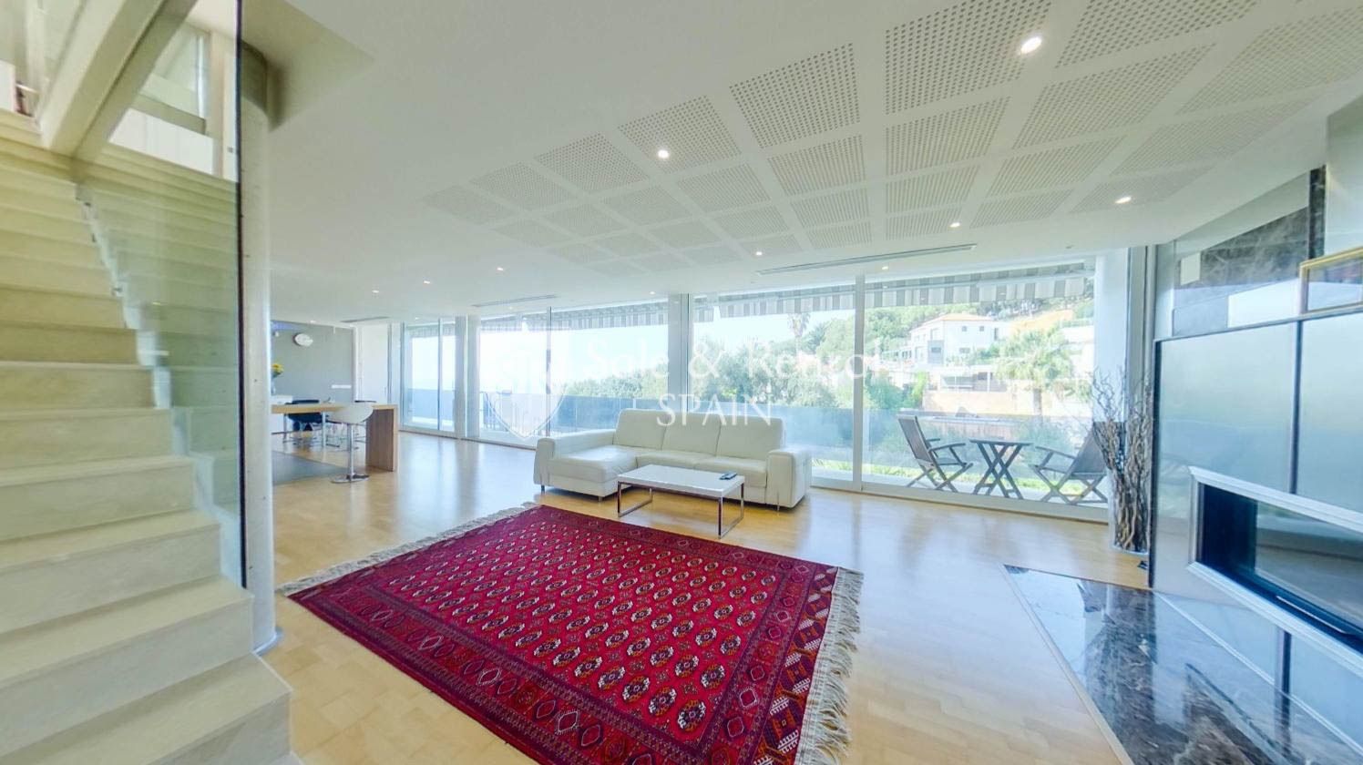 Talo Lloret de Mar, Girona, Espanja 4 makuuhuonetta, 240 m2 No. 166469