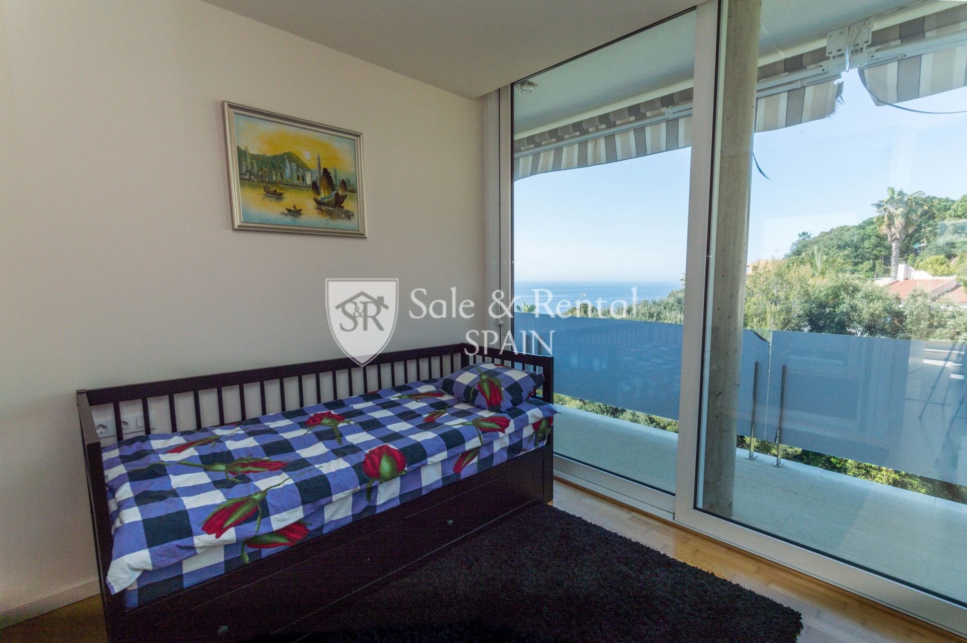 Talo Lloret de Mar, Girona, Espanja 4 makuuhuonetta, 240 m2 No. 166469