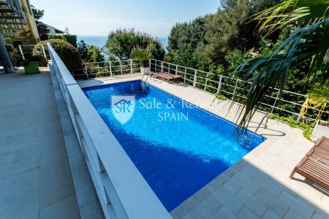 Māja Lloret de Mar, Girona, Spānijā 4 istabas, 240 m2 Nr. 166469