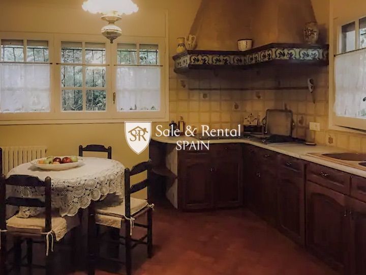 Casa a Lloret de Mar, Girona, Spagna 6 camere da letto, 240 mq. N° 166467