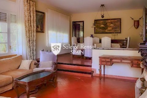 Hus i Lloret de Mar, Girona, Spanien 6 sovrum, 240 kvm. Nr. 166467