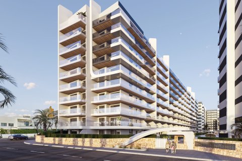 Appartamento a Punta Prima, Alicante, Spagna 3 camere da letto, 118 mq. N° 163208