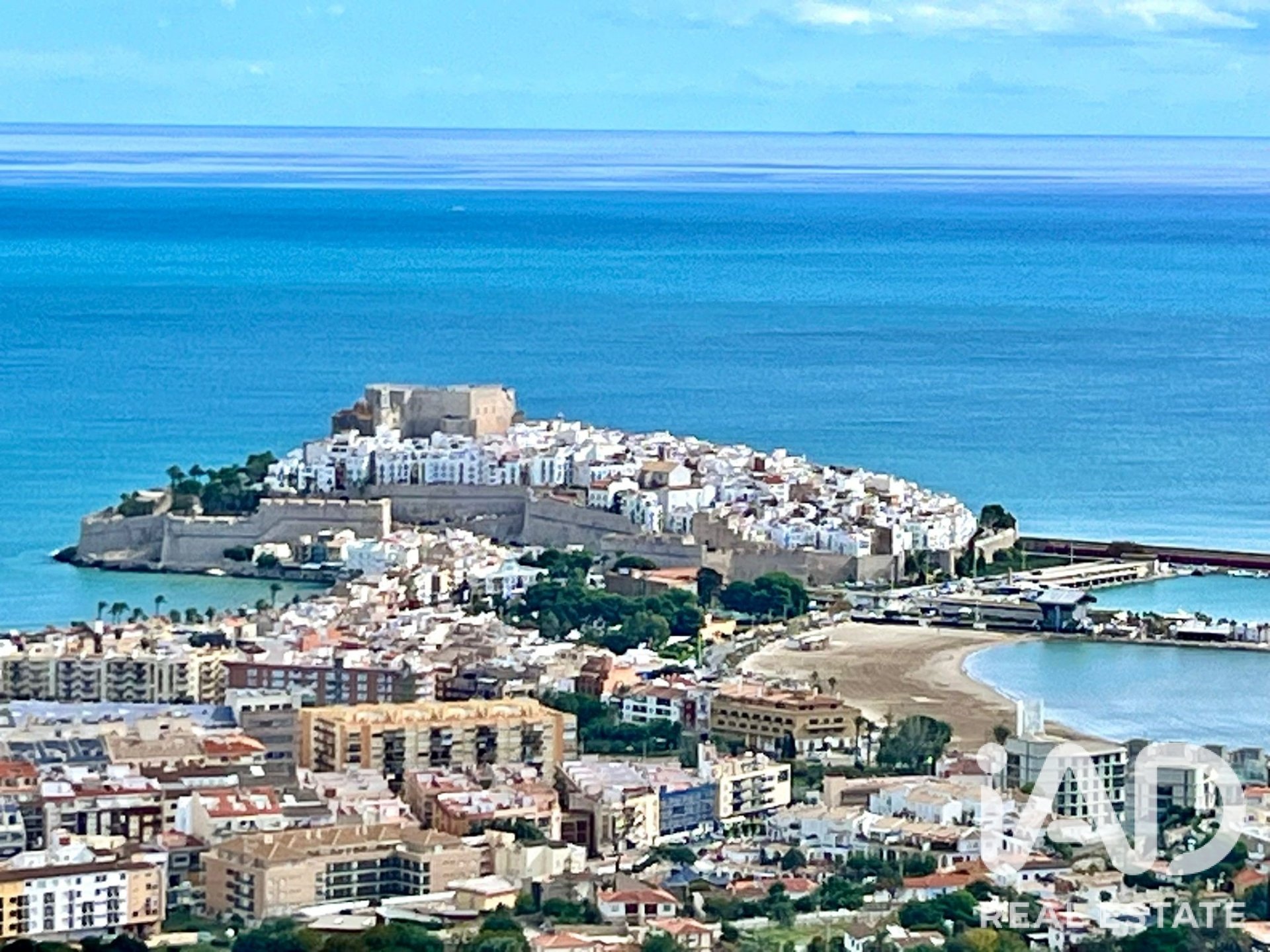 Talo Peniscola, Castellon, Espanja 470 m2 No. 188123