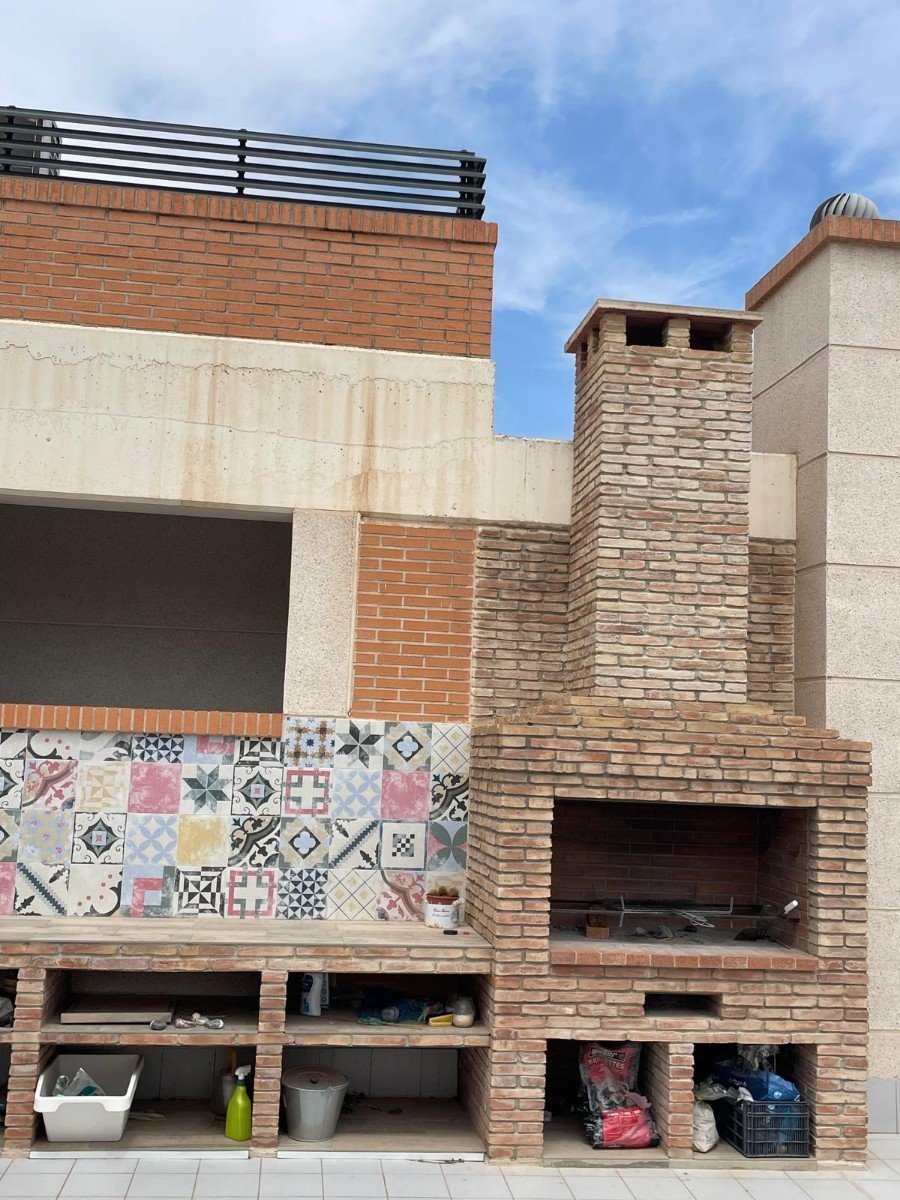 Lägenhet i Valencia, Spanien 3 sovrum, 320 kvm. Nr. 133323