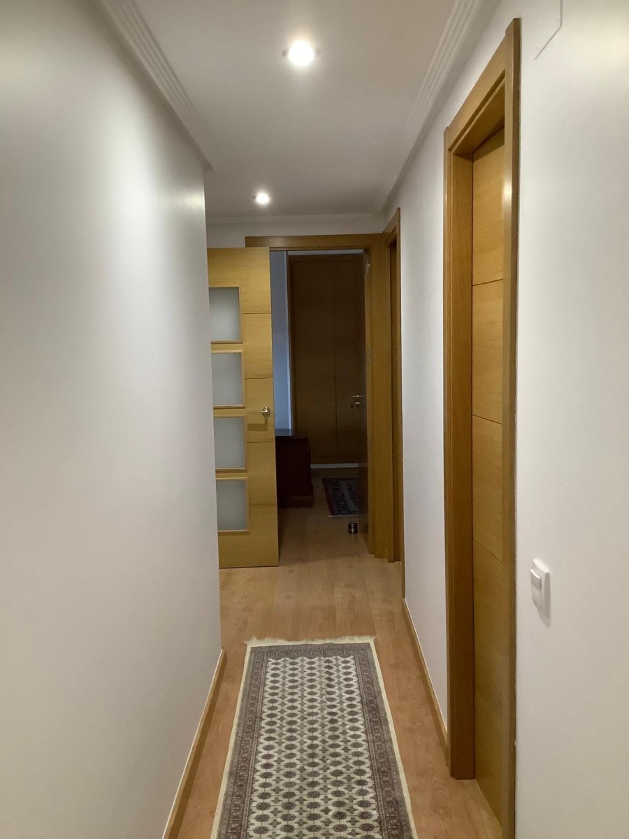 Lägenhet i Valencia, Spanien 3 sovrum, 320 kvm. Nr. 133323