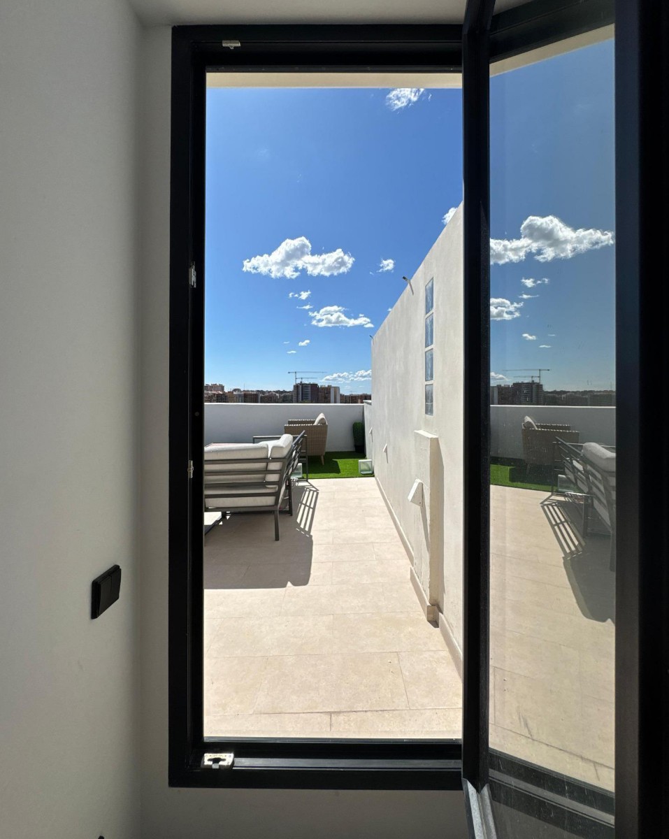 Appartamento a Valencia, Spagna 2 camere da letto, 68 mq. N° 133325