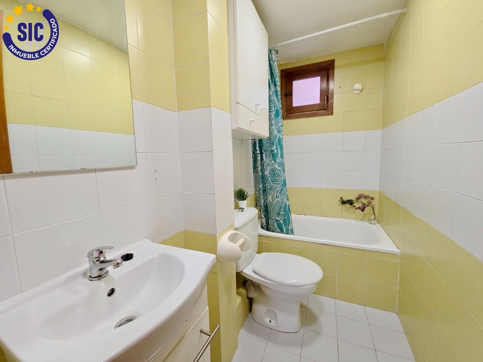 Apartment in Valencia, Spain 3 bedrooms, 82 sq.m. No. 133320