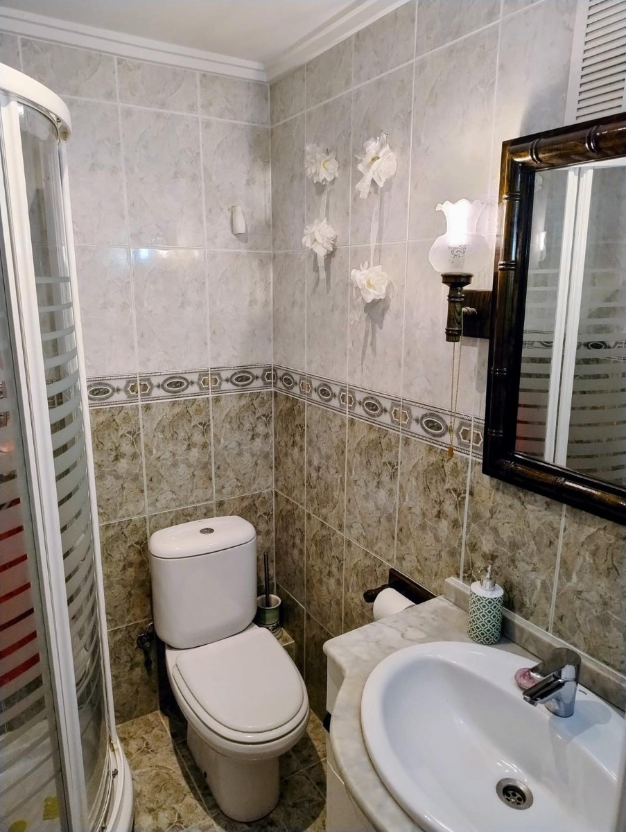Lägenhet i Valencia, Spanien 4 sovrum, 115 kvm. Nr. 133321