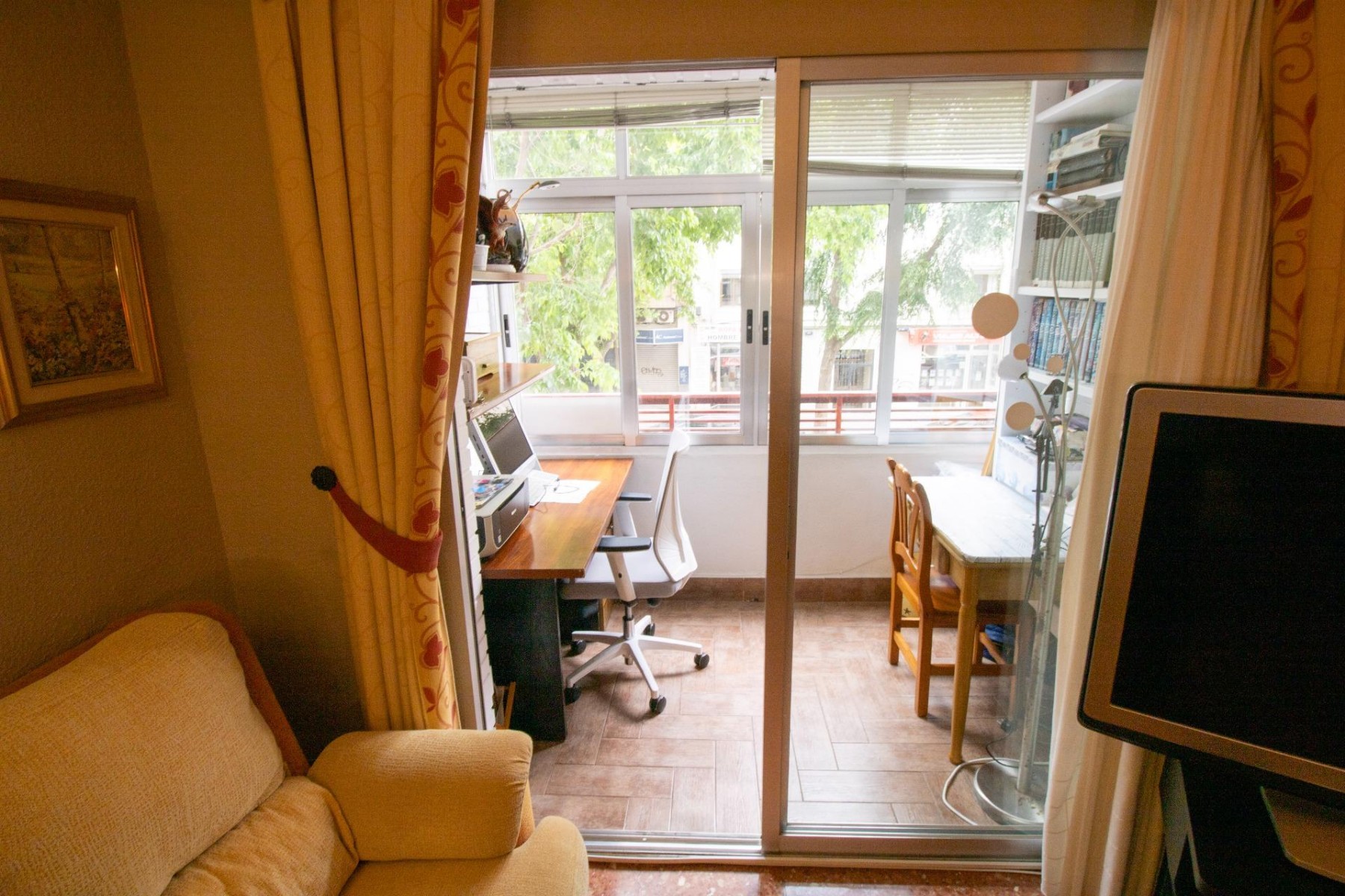 Lägenhet i Valencia, Spanien 4 sovrum, 115 kvm. Nr. 133321
