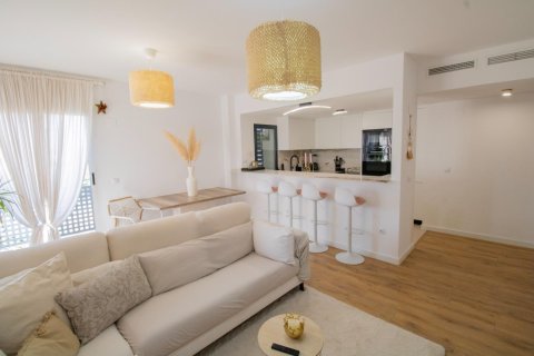Apartment à Valencia, Espagne 3 chambres, 118 m2 No. 133324
