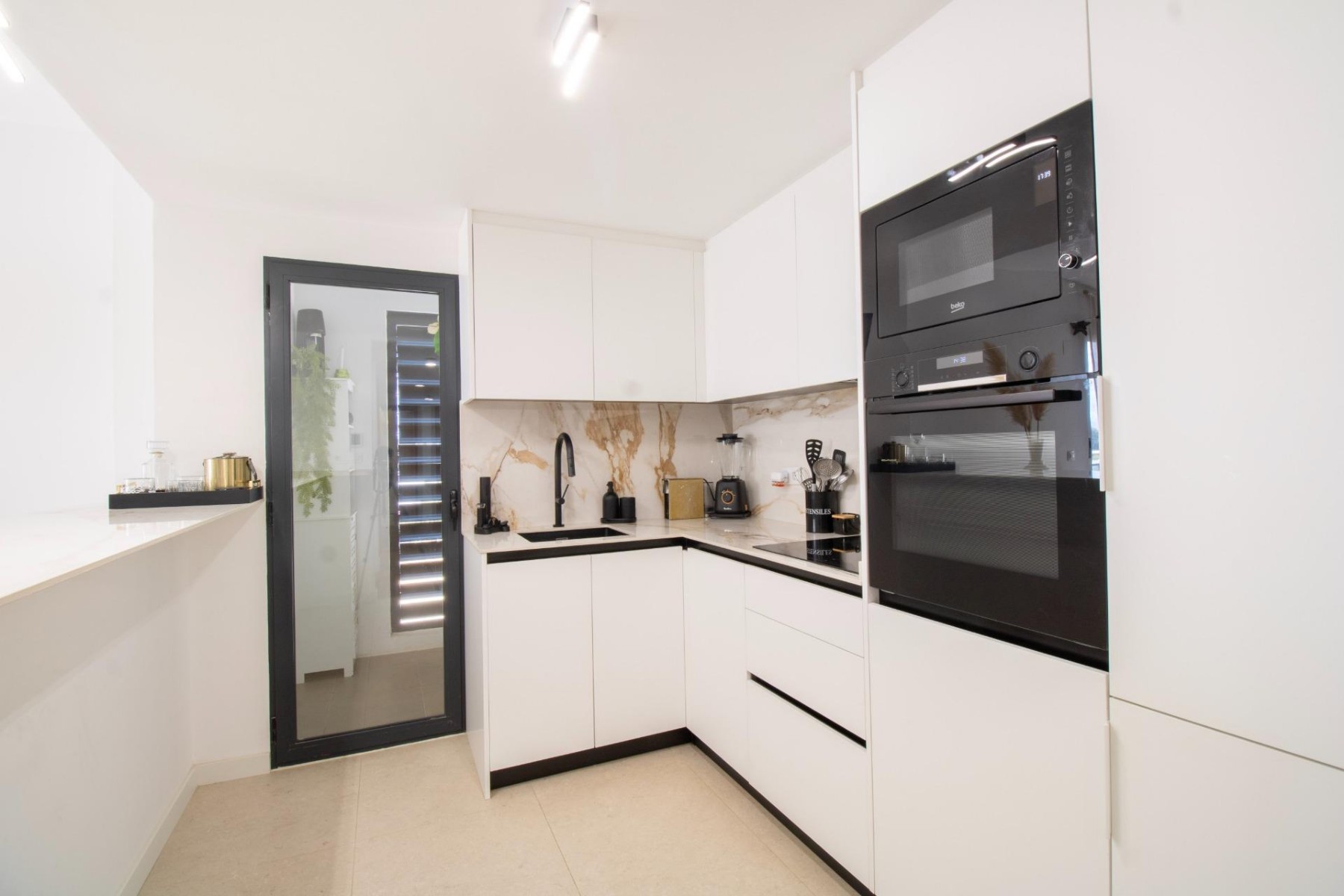 Apartamento en Valencia, València, España 3 dormitorios, 118 m2 No. 133324