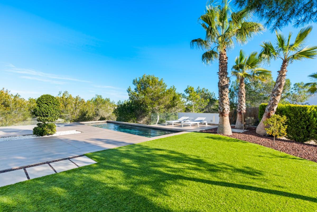 Villa i Alicante, Spanien 4 sovrum, 131 kvm. Nr. 149128