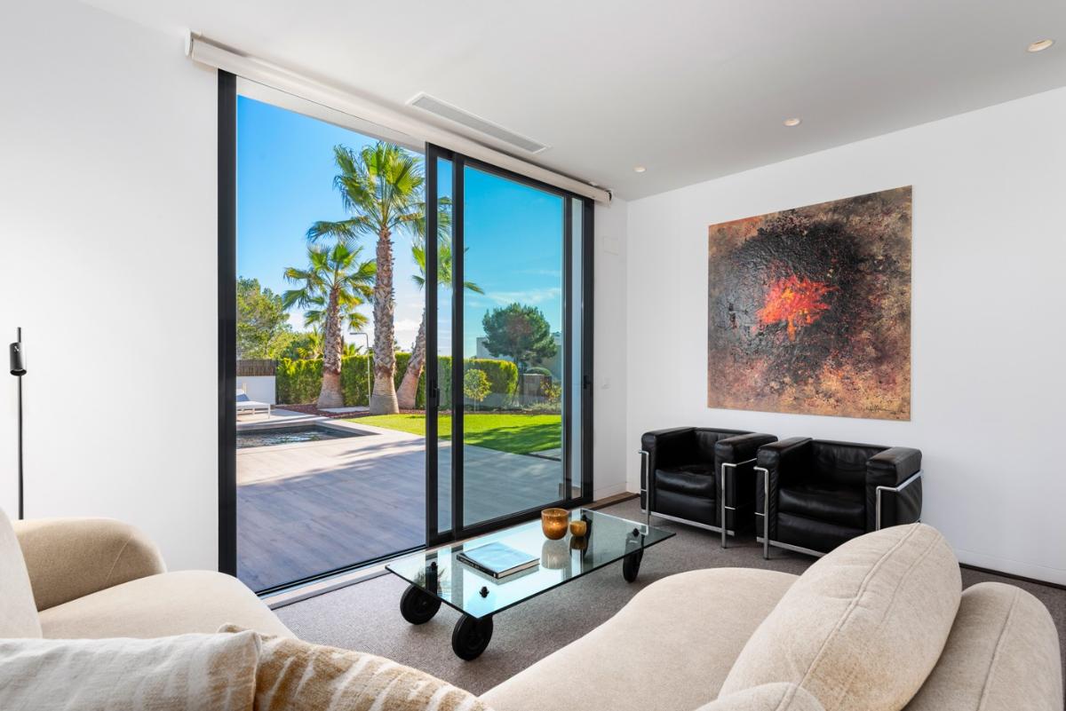 Villa i Alicante, Spanien 4 sovrum, 131 kvm. Nr. 149128