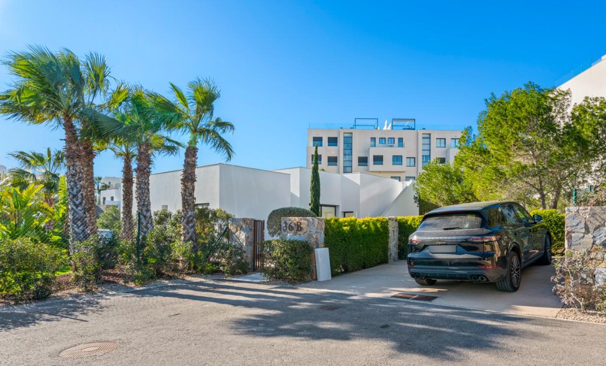 Villa en Alicante, España 4 dormitorios, 193 m2 No. 149127
