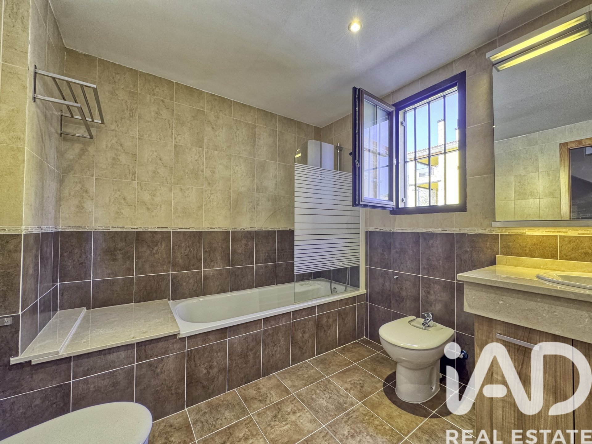 Paritalo Teruel, Espanja 2 makuuhuonetta, 112 m2 No. 173083
