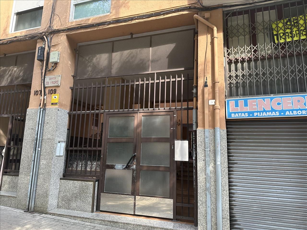 Apartment in Sabadell, Barcelona, Spain 3 bedrooms, 83 sq.m. No. 191123