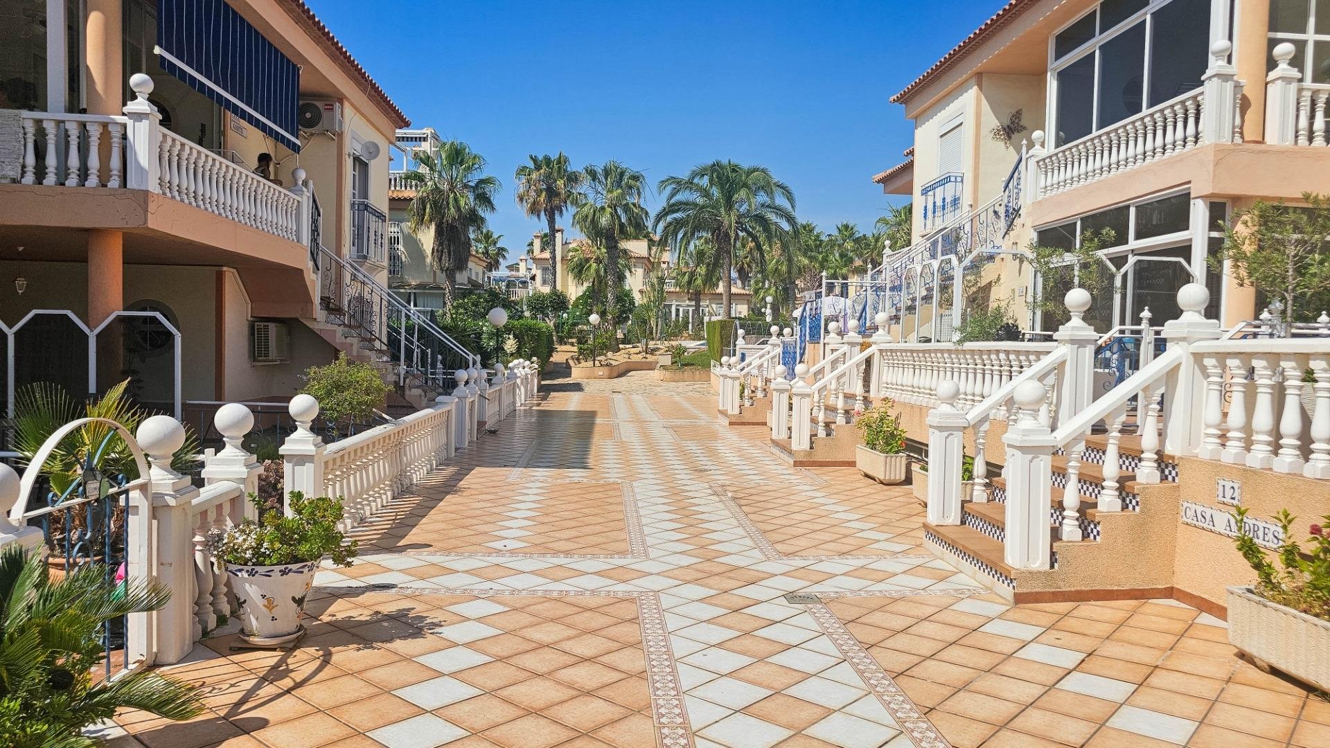 Bungalow à Los Altos, Alicante, Espagne 2 chambres, 90 m2 No. 189817