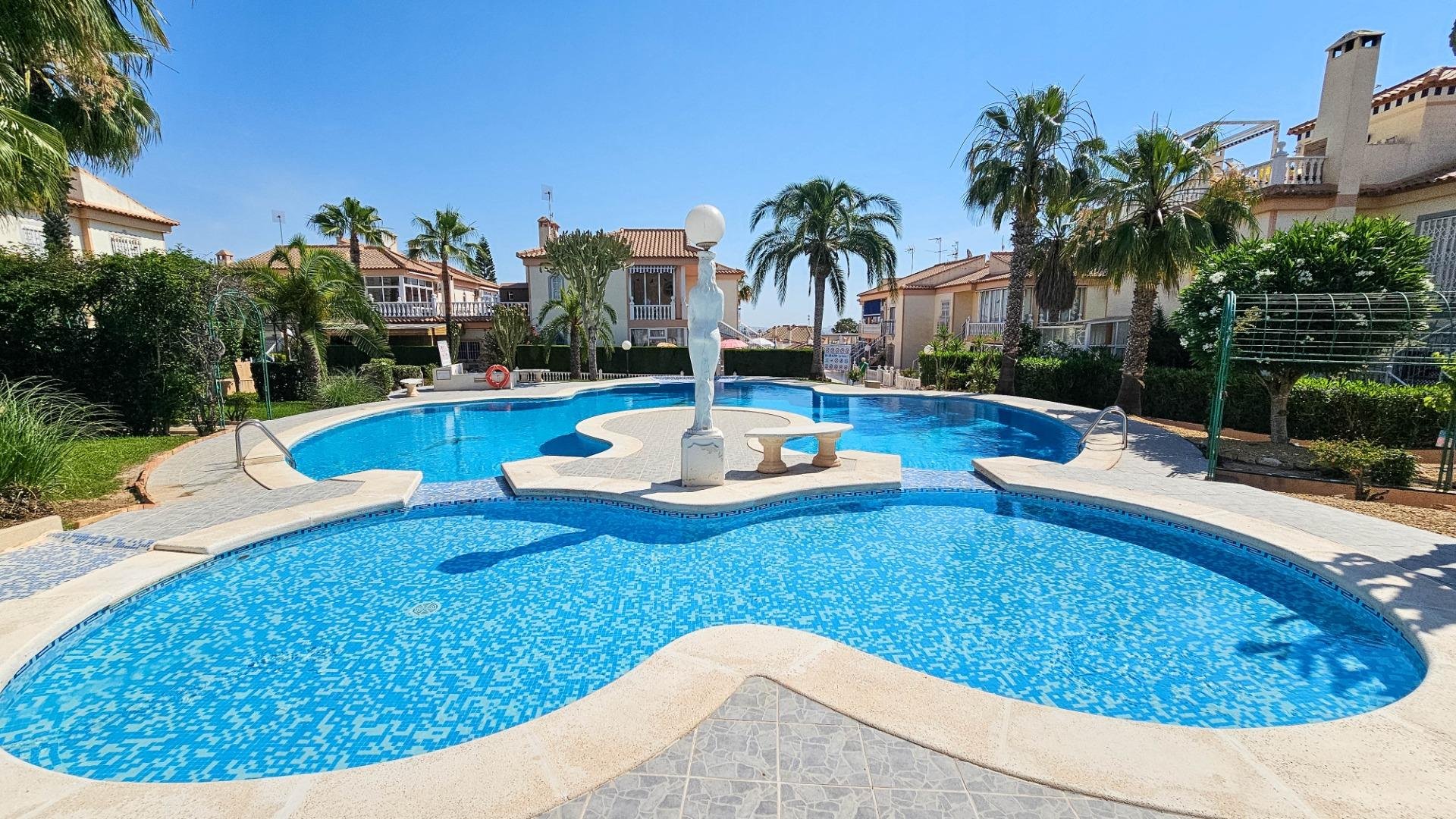 Bungalow à Los Altos, Alicante, Espagne 2 chambres, 90 m2 No. 189817