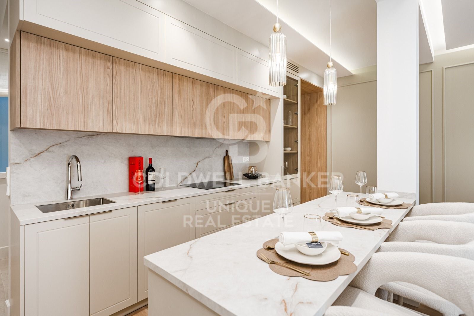 Apartment à Madrid, Espagne 3 chambres, 153 m2 No. 178469