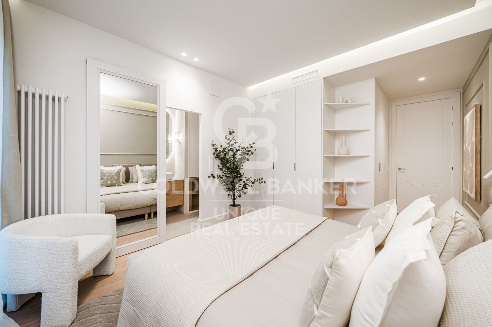 Apartment à Madrid, Espagne 3 chambres, 153 m2 No. 178469