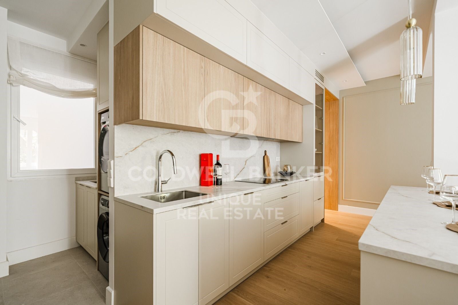 Apartment à Madrid, Espagne 3 chambres, 153 m2 No. 178469