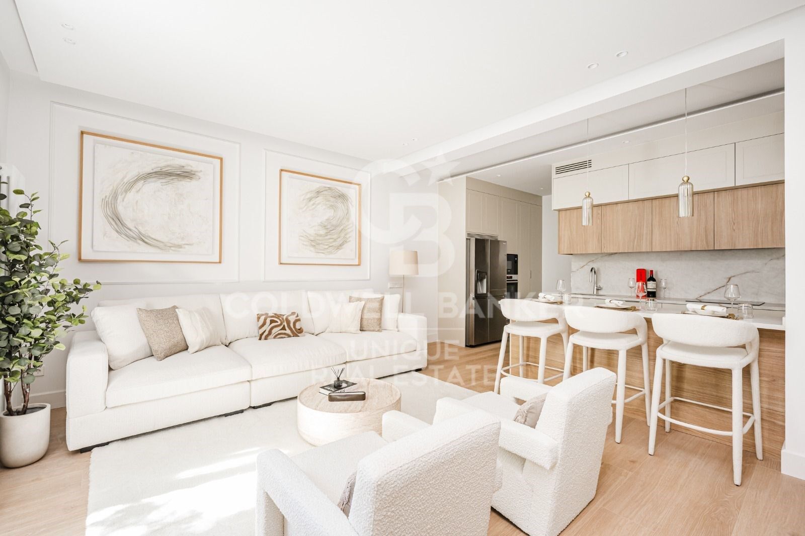 Apartment à Madrid, Espagne 3 chambres, 153 m2 No. 178469