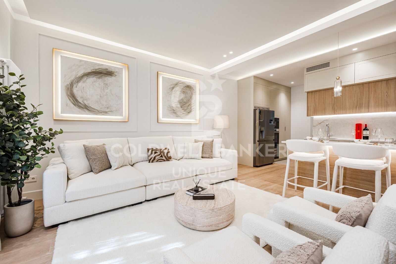 Apartment à Madrid, Espagne 3 chambres, 153 m2 No. 178469