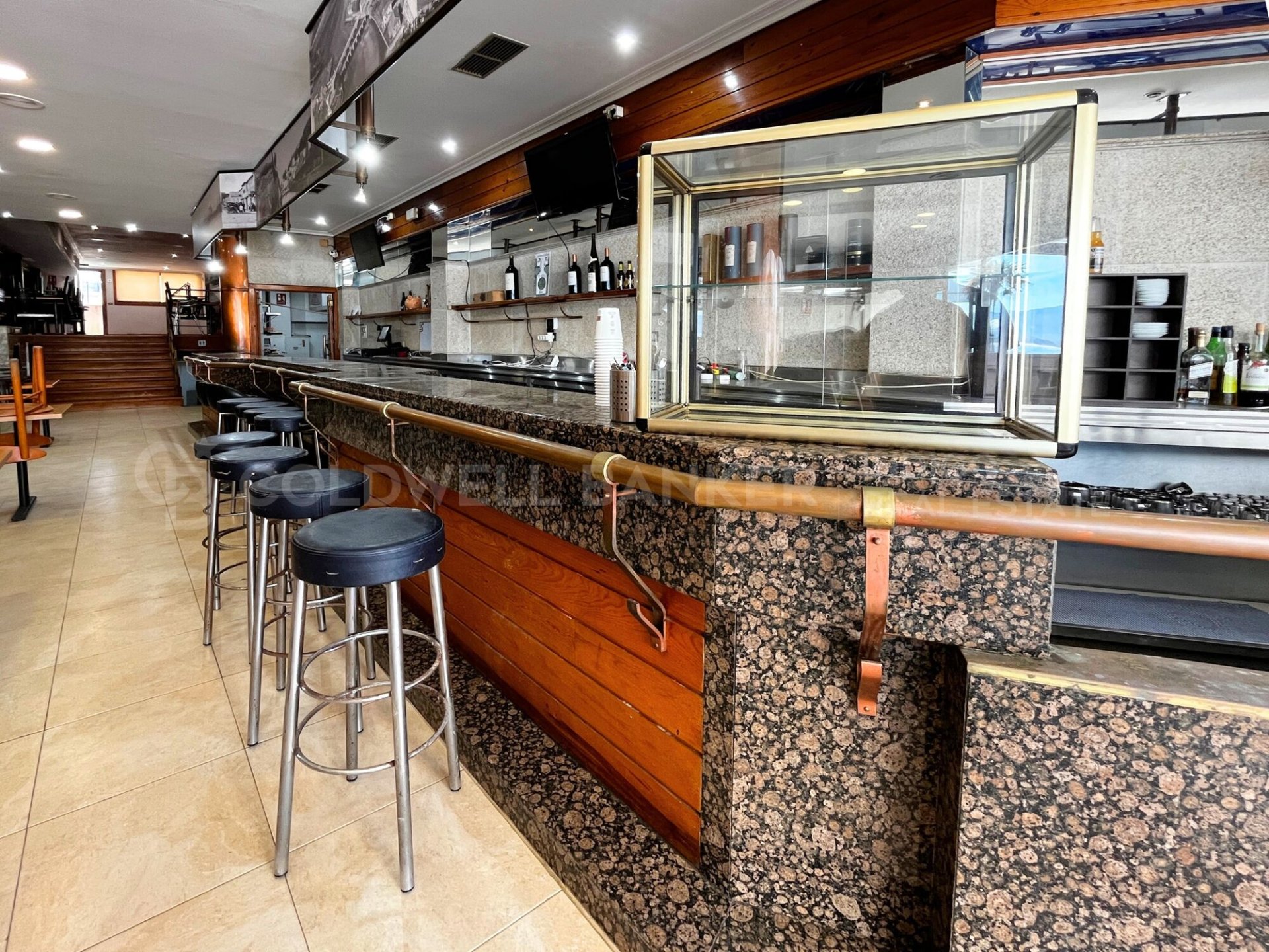 Commercial property à Nigran, Pontevedra, Espagne 190 m2 No. 160210