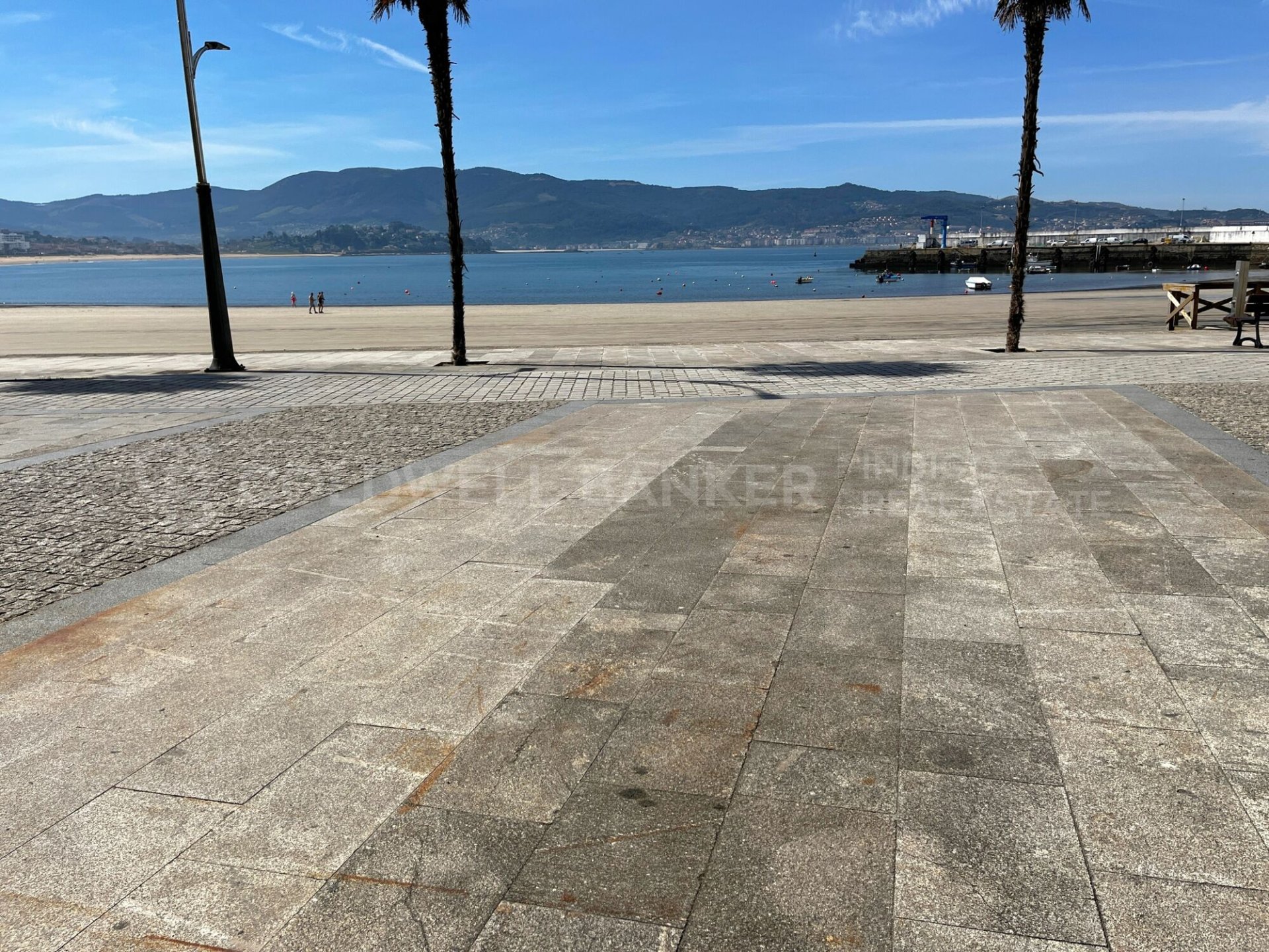 Commercial property à Nigran, Pontevedra, Espagne 190 m2 No. 160210